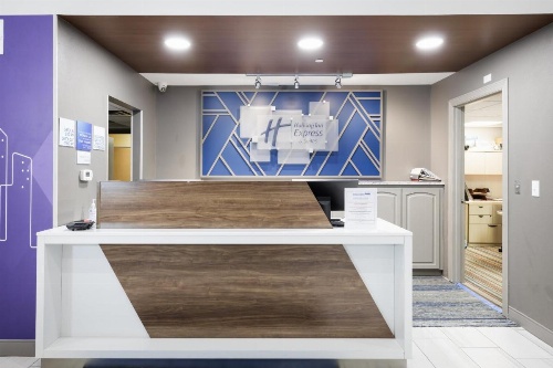 Holiday Inn Express & Suites Zion image 19
