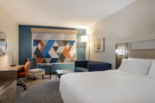 Holiday Inn Express & Suites Zion image 36