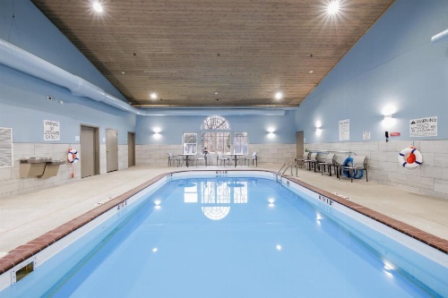 Holiday Inn Express & Suites Zion image 7